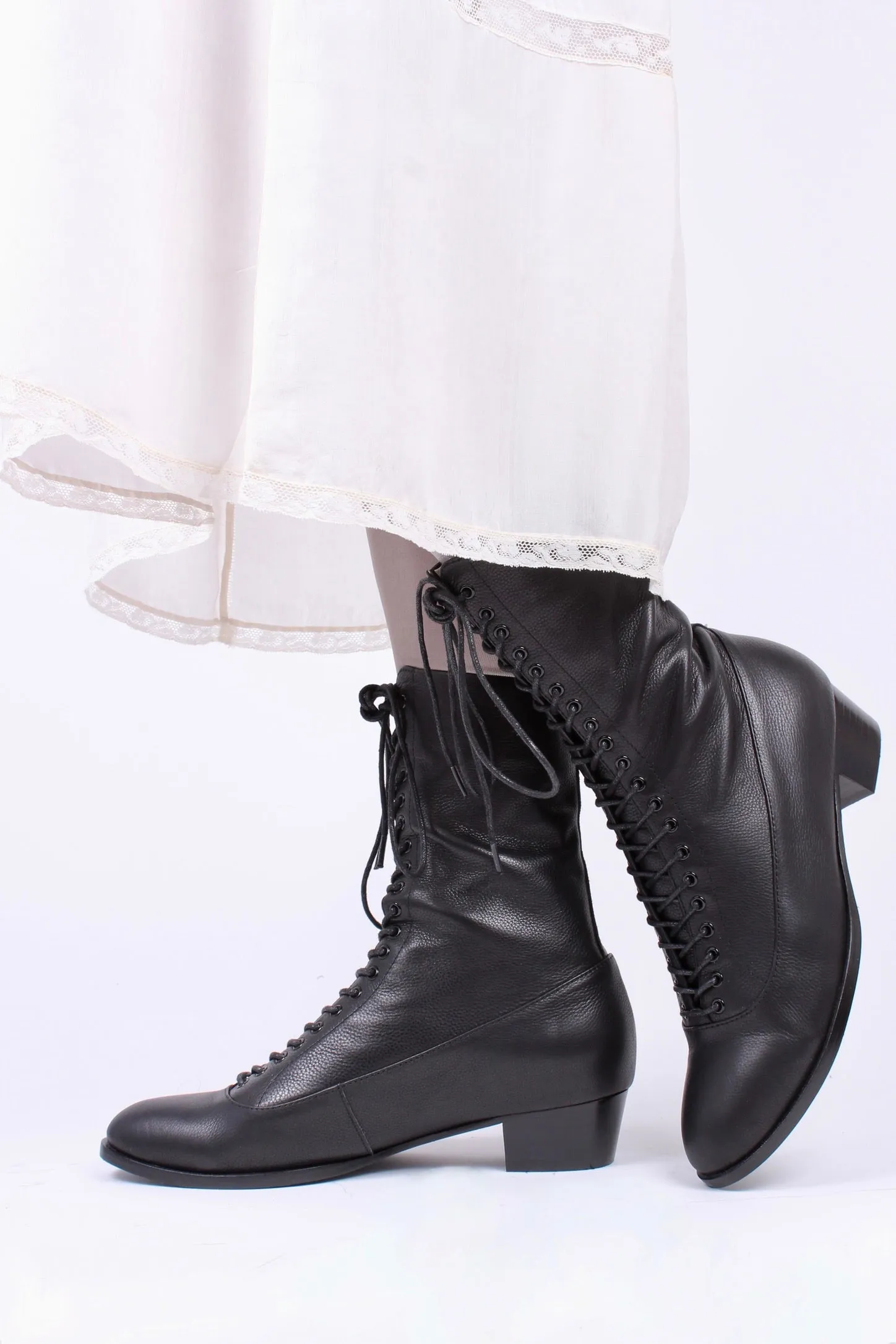 1910s Everyday Lace-up Boots - Black - Ruth