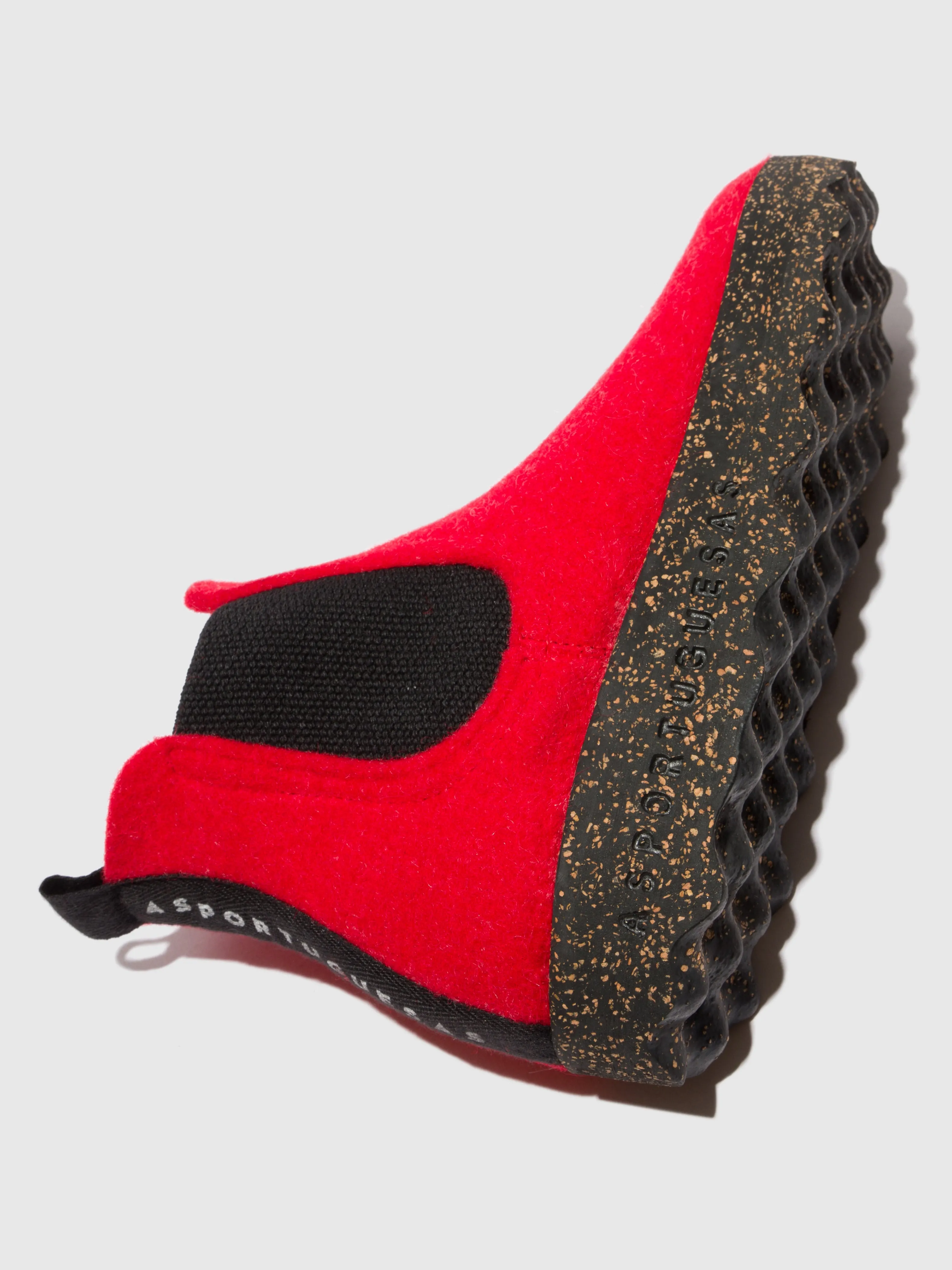 Chelsea Ankle Boots CAIA RED