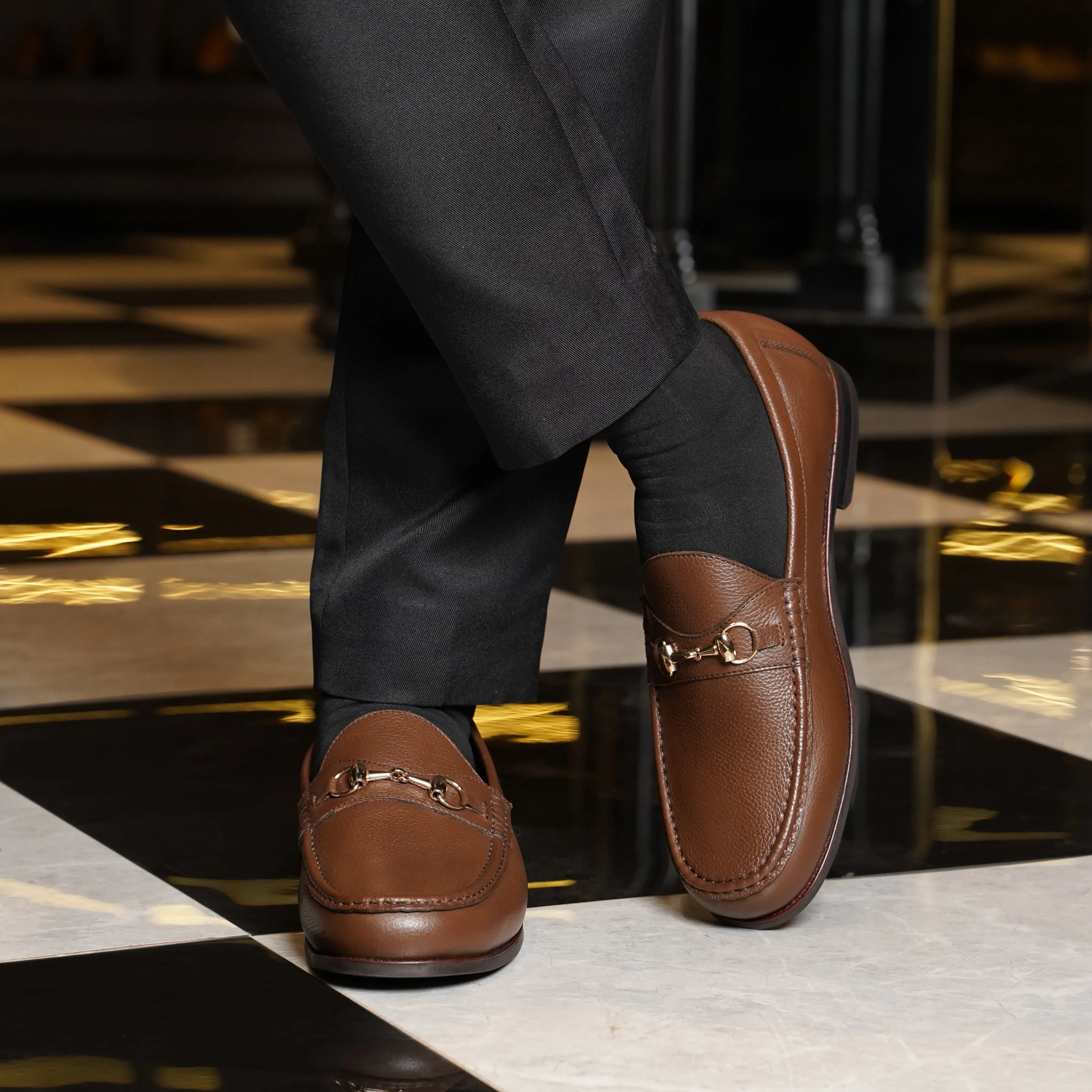 Tom - Men's Brown Pebble Grain Leather Loafer