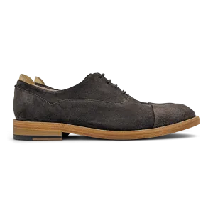 William in Mocca Suede